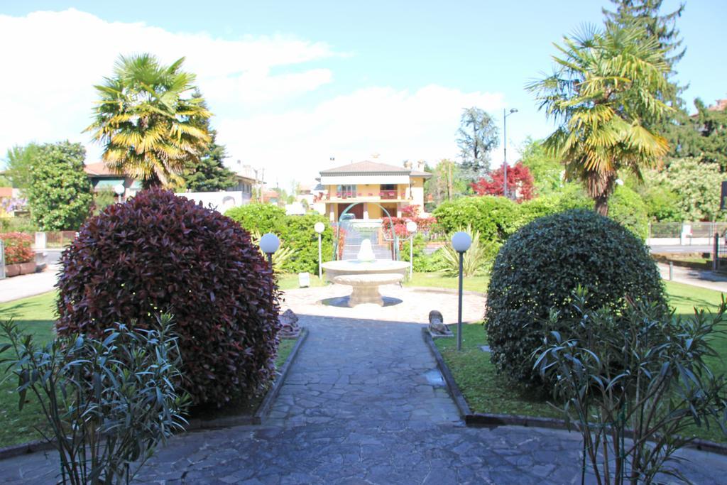 Park Hotel Villa Leon D'Oro Noventa di Piave Εξωτερικό φωτογραφία